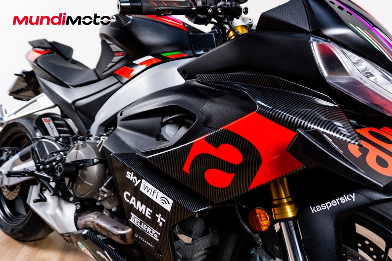 Motorbike image 4