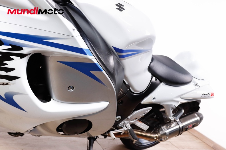 Motorbike image 9
