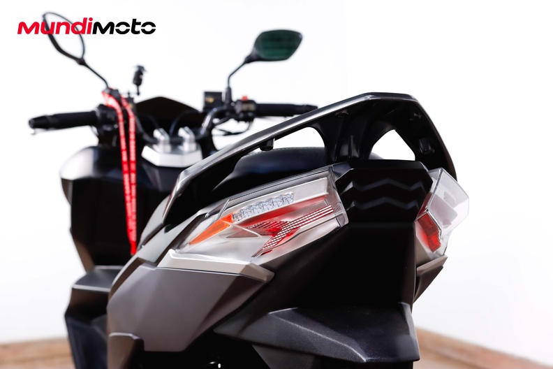 Motorbike image 9