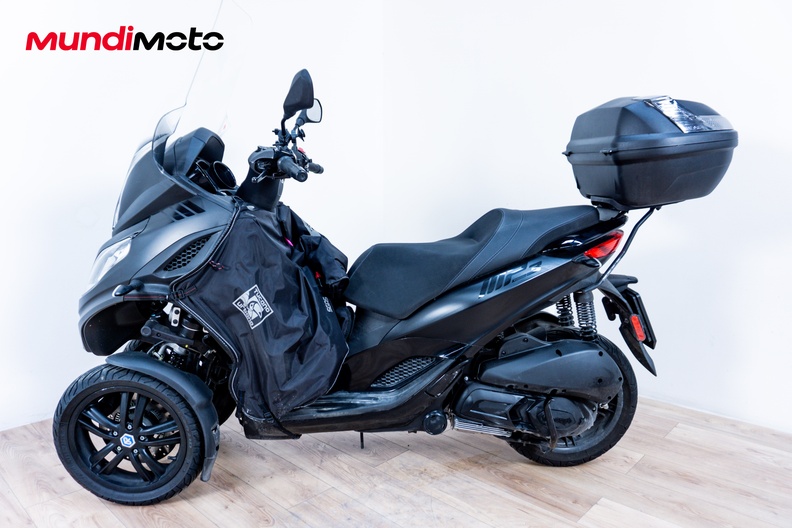 Motorbike image 5