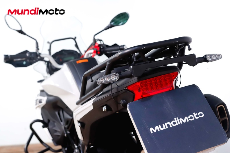 Motorbike image 9