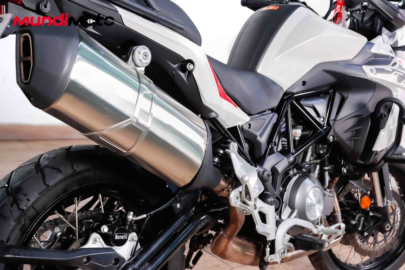 Motorbike image 3