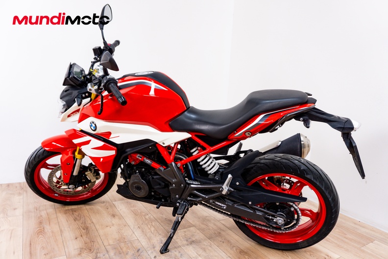 Motorbike image 7
