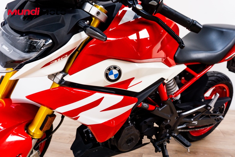 Motorbike image 9