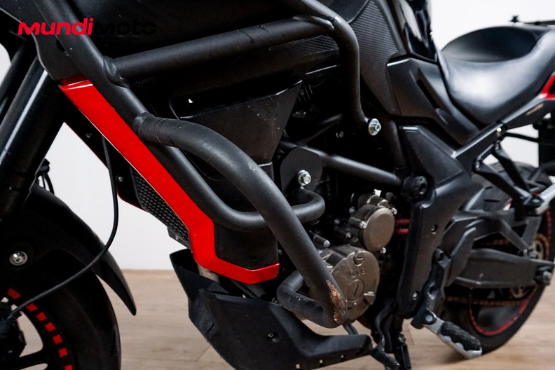 Motorbike image 9