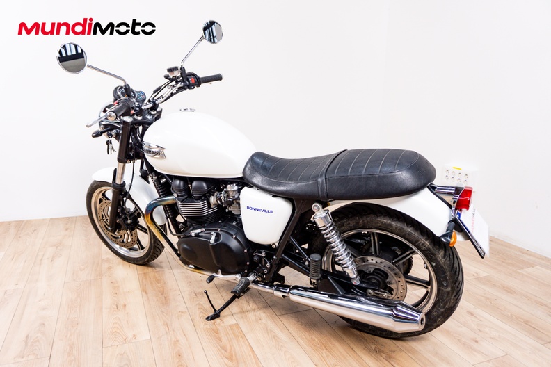 Motorbike image 7