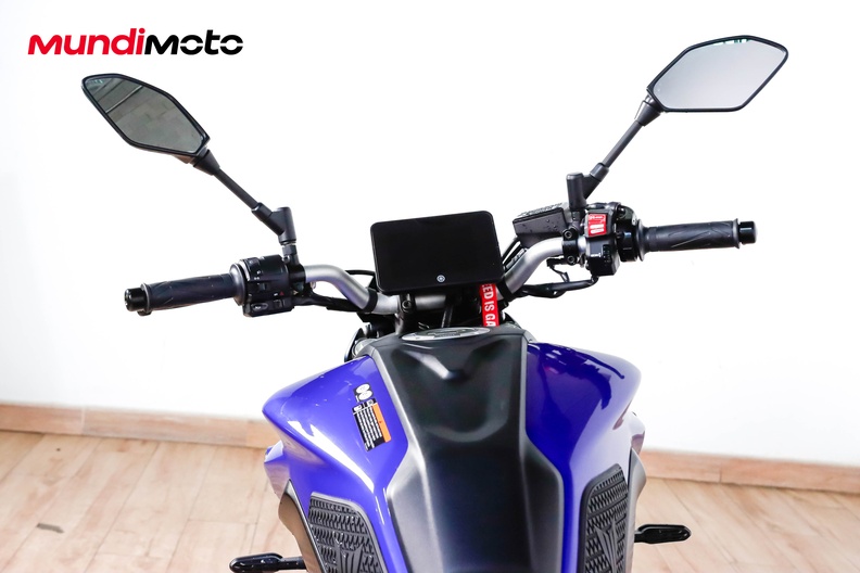 Motorbike image 10