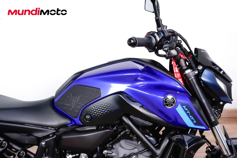 Motorbike image 13