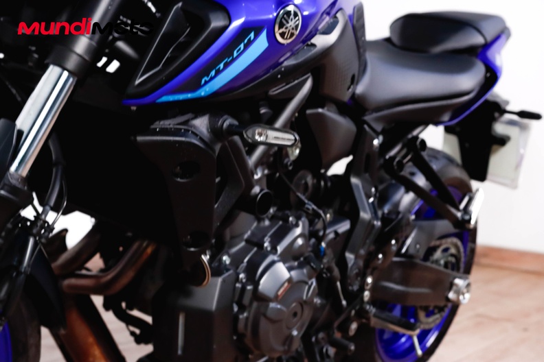 Motorbike image 8