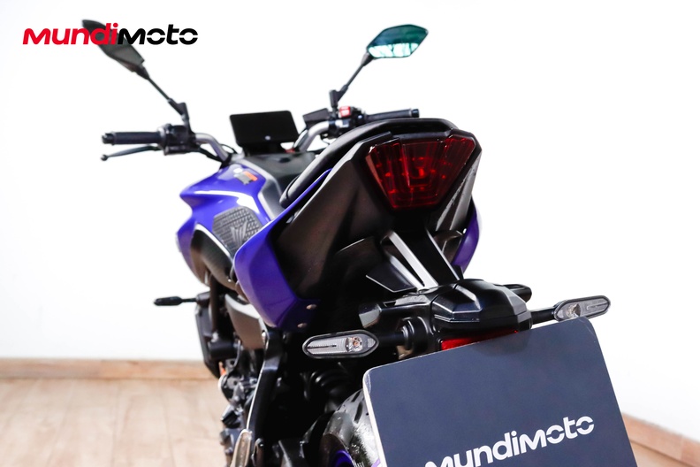 Motorbike image 9
