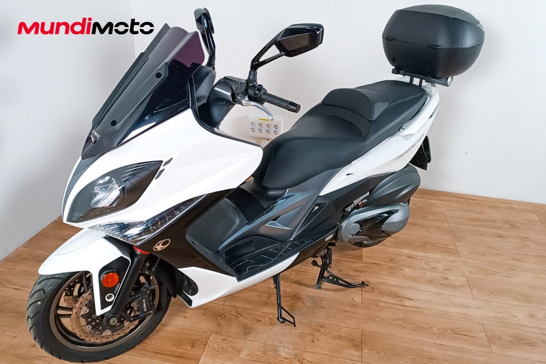 Motorbike image 6