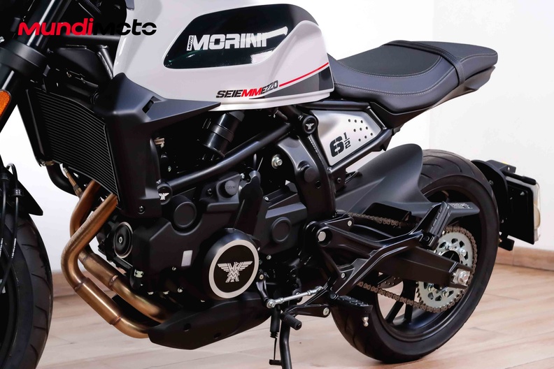 Motorbike image 8