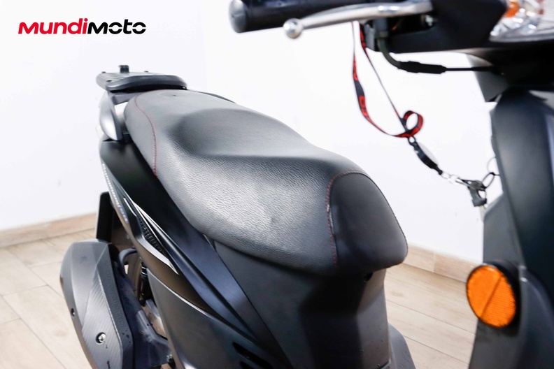 Motorbike image 13