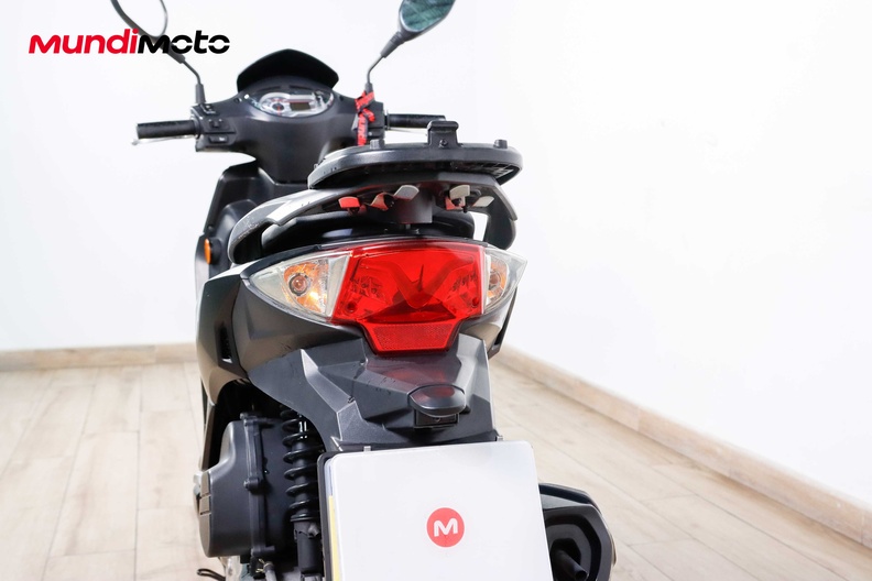 Motorbike image 8
