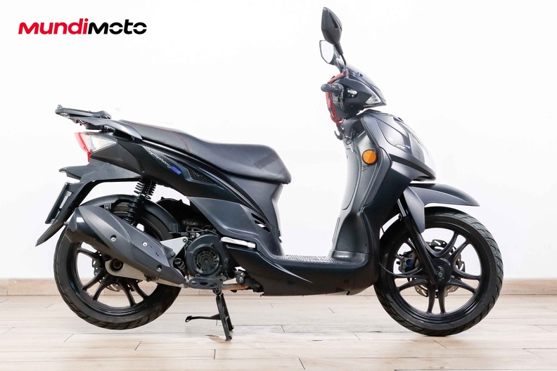 Motorbike image 0