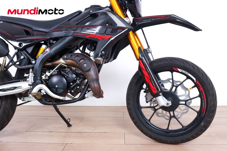 Motorbike image 13