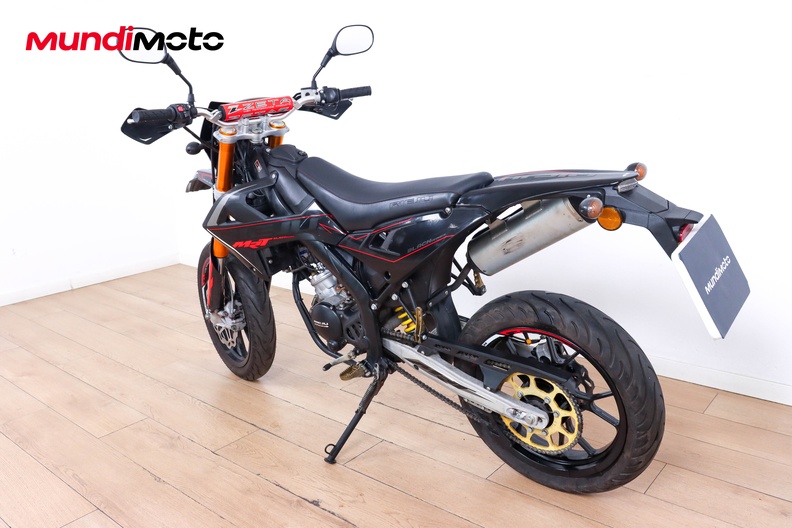 Motorbike image 6