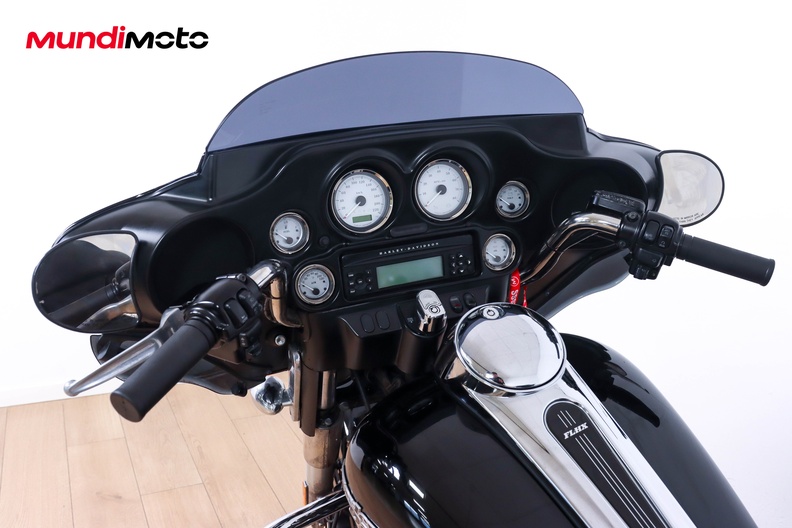 Motorbike image 10