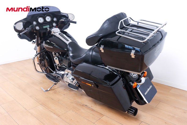 Motorbike image 6