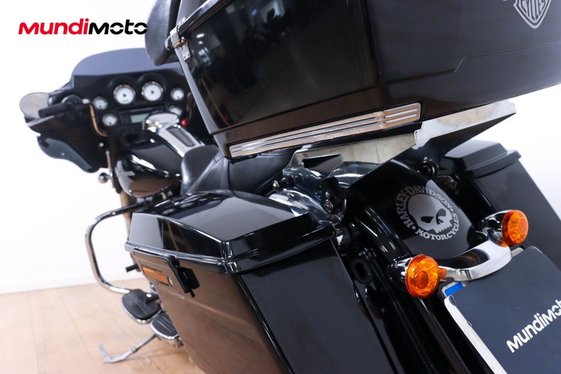 Motorbike image 9