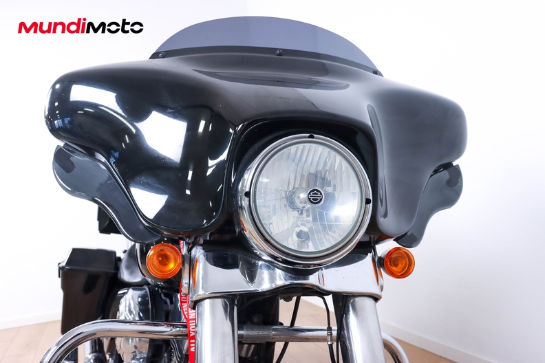 Motorbike image 4