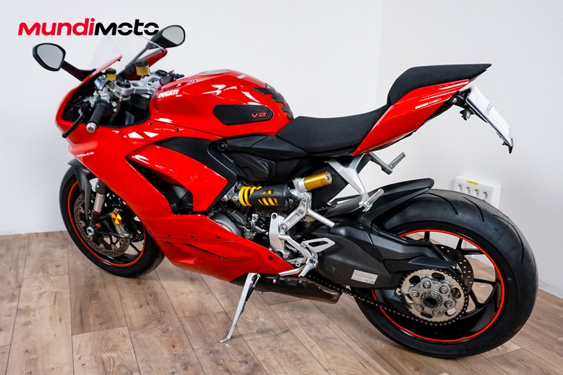 Motorbike image 7