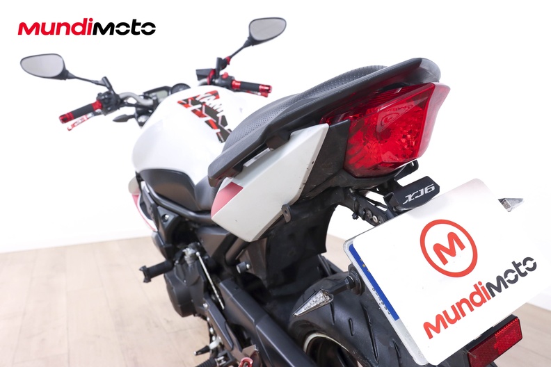 Motorbike image 9