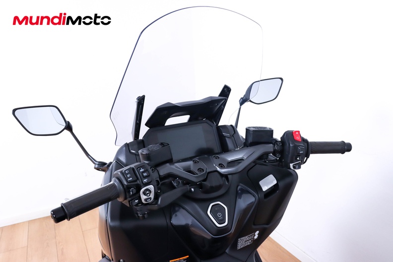 Motorbike image 10