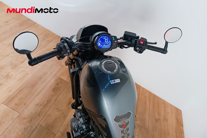 Motorbike image 10