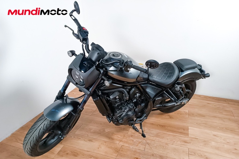 Motorbike image 6
