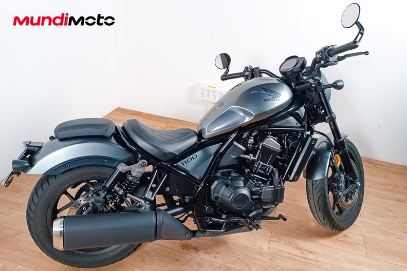 Motorbike image 2