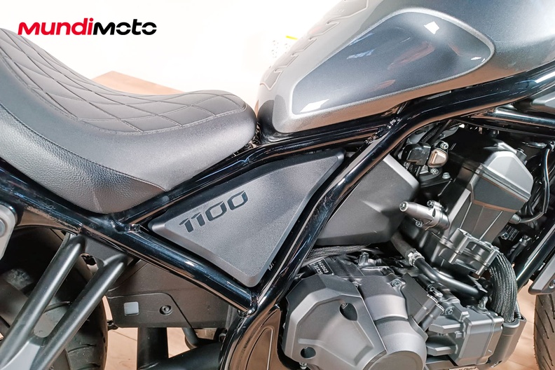 Motorbike image 3