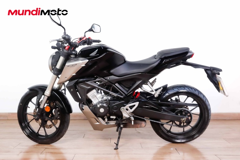 Motorbike image 5
