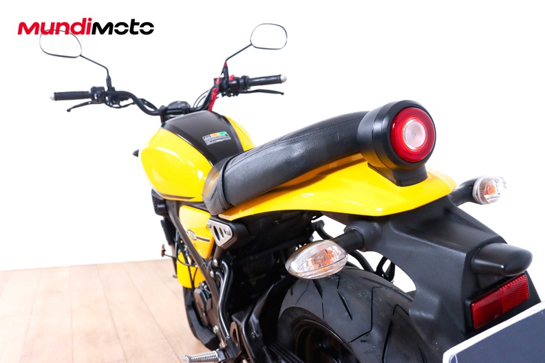 Motorbike image 9