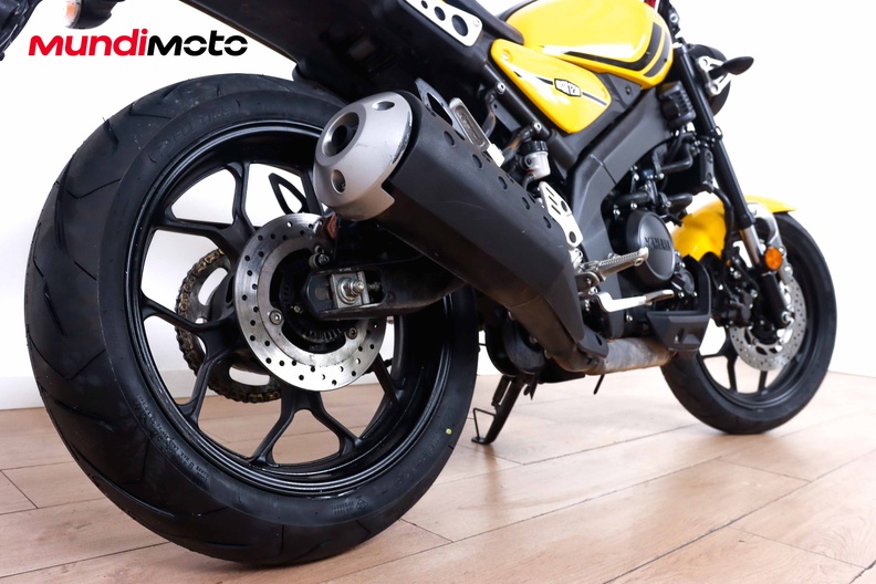 Motorbike image 3