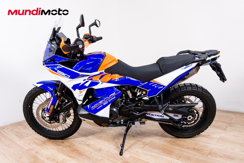 Motorbike image 5
