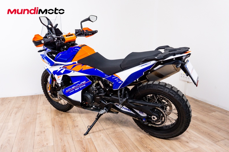 Motorbike image 7