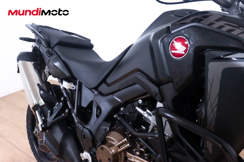 Motorbike image 12