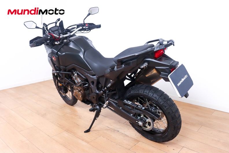 Motorbike image 6