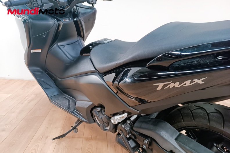 Motorbike image 8