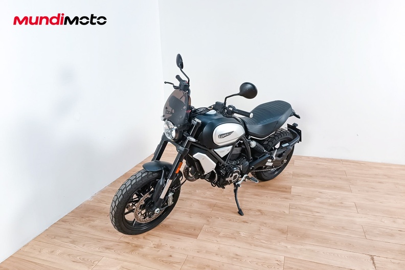 Motorbike image 6