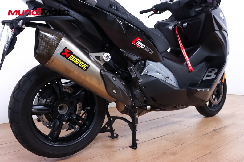Motorbike image 3
