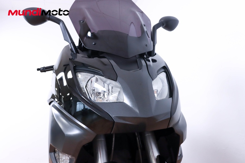 Motorbike image 4