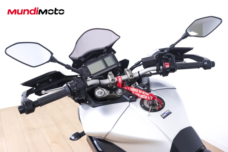 Motorbike image 10