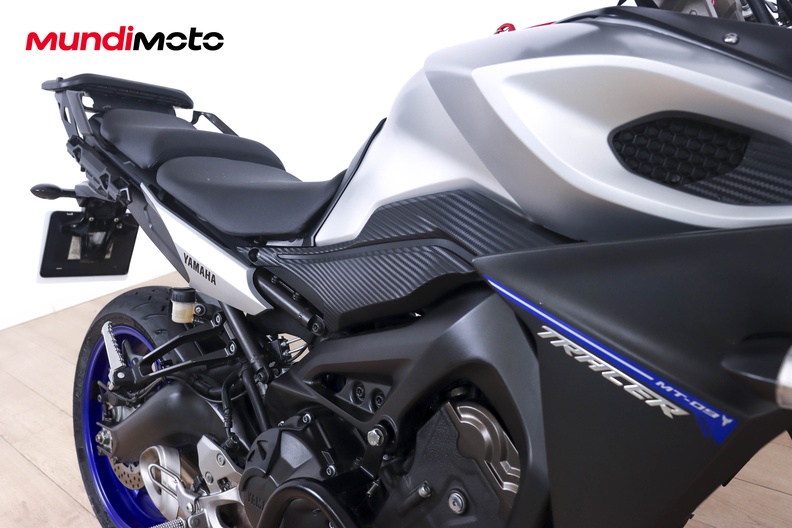 Motorbike image 12