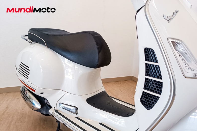 Motorbike image 4