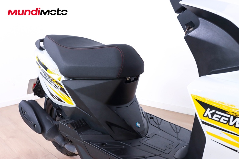 Motorbike image 12