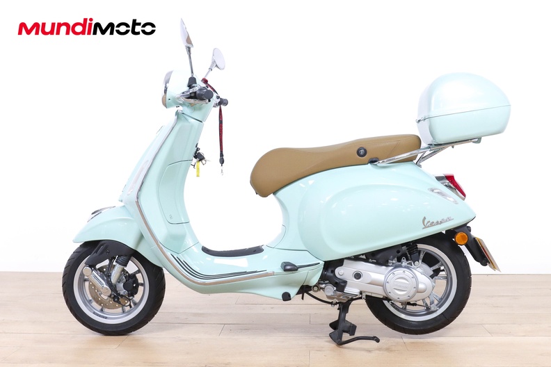 Motorbike image 5