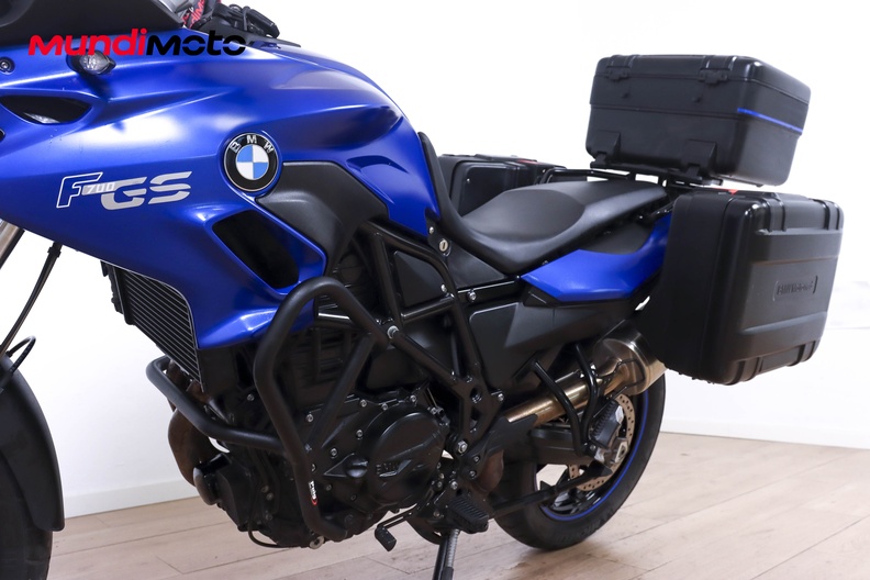 Motorbike image 8