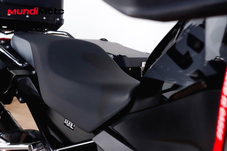 Motorbike image 13